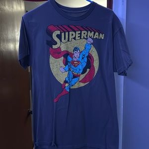 SUPERMAN TSHIRT - SIZE MEDIUM